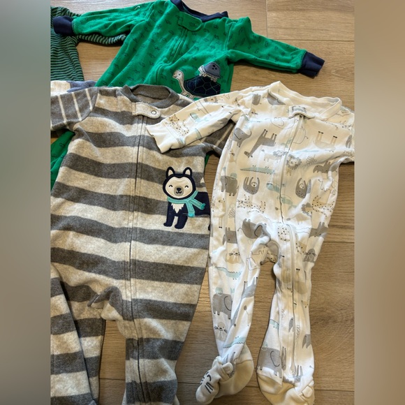 Bundle/Lot of 11 3-6 month Onesie Footie PJs - Carter’s and Cloud Island - Picture 8 of 11